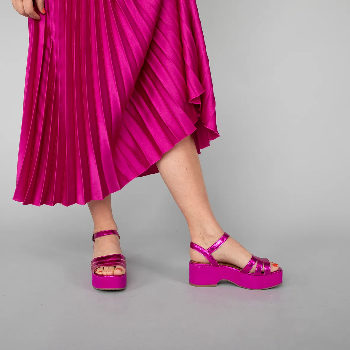 Ellie Fuchsia