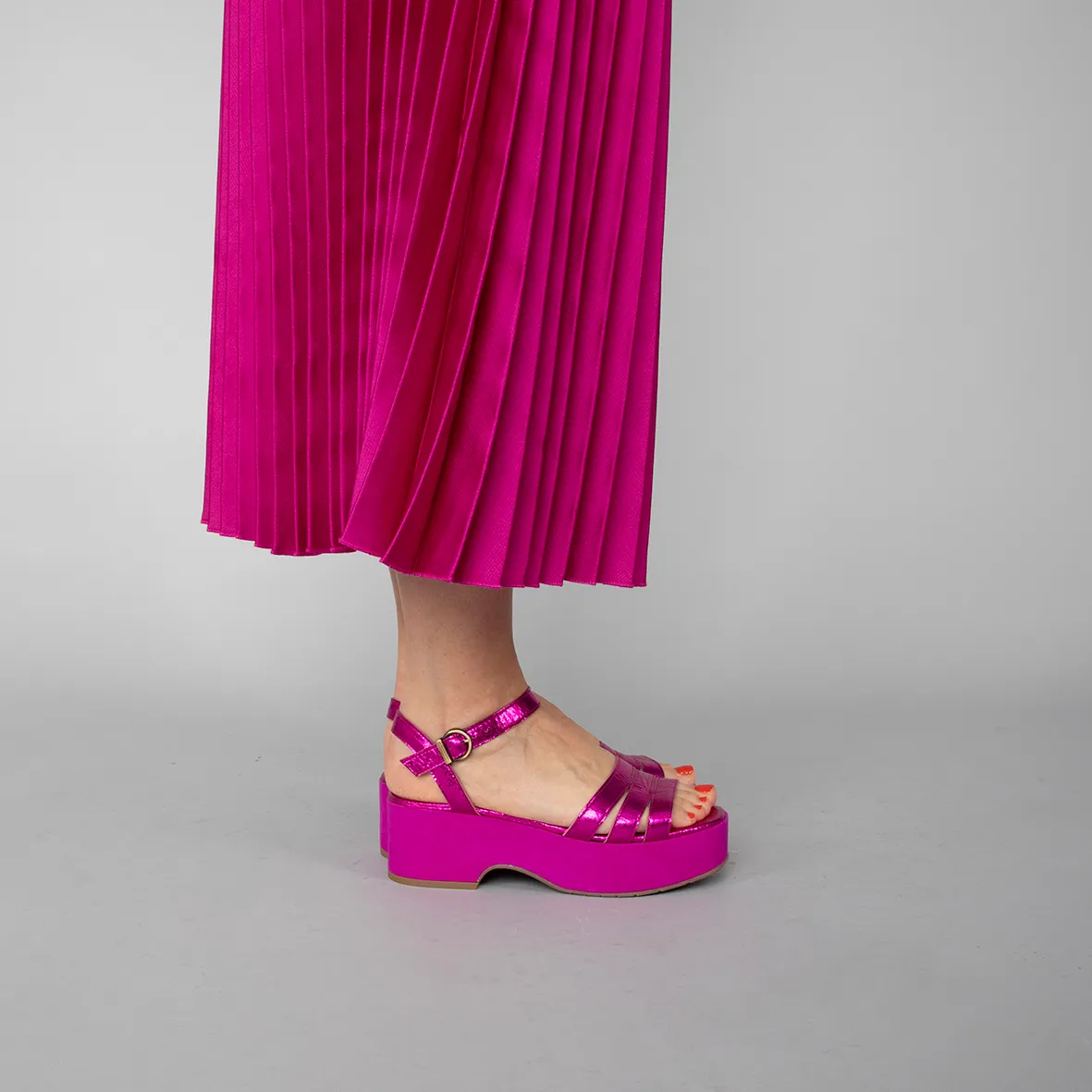 Ellie Fuchsia